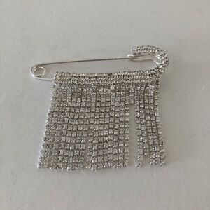 NWOT Anthropologie Serefina Crystal Rhinestone Silver Safety Pin Brooch